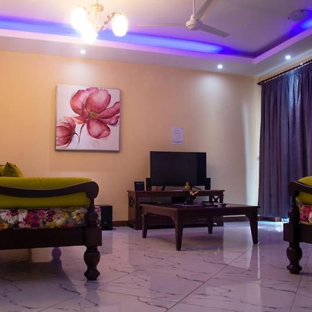Lux Suites Nyali Luxury Apartments มอมบาซา ภายนอก รูปภาพ